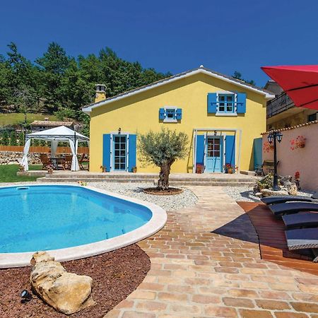 Stunning Home In Jurdani With Wifi Mucici Eksteriør bilde