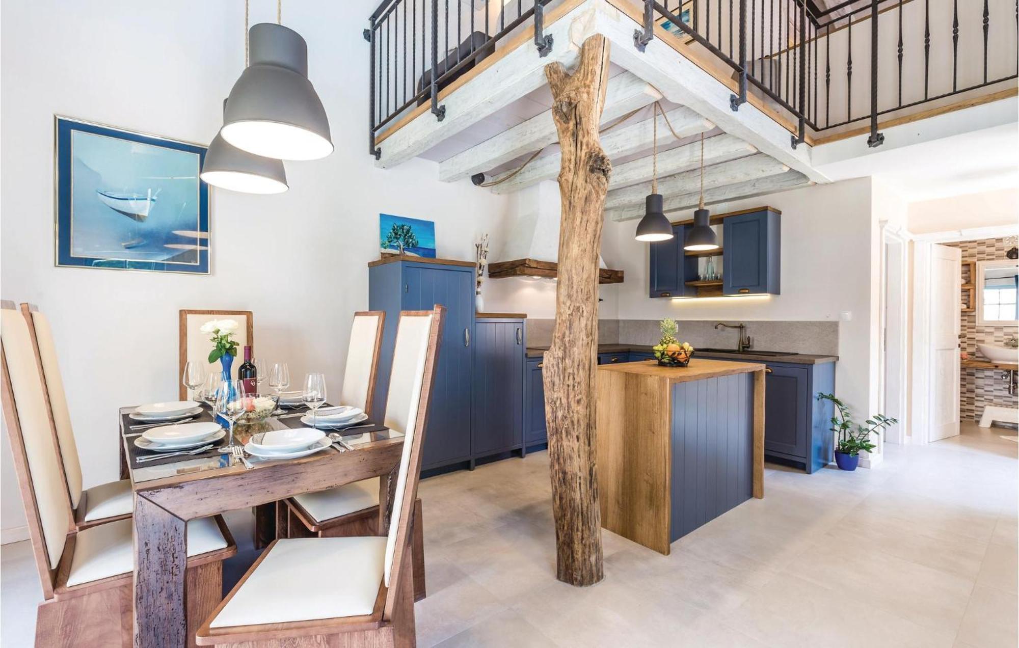 Stunning Home In Jurdani With Wifi Mucici Eksteriør bilde